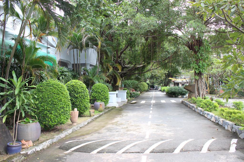 ไซ่ง่อนพาร์ครีสอร์ท Thuan An ภายนอก รูปภาพ