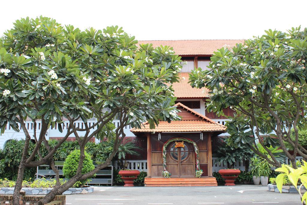 ไซ่ง่อนพาร์ครีสอร์ท Thuan An ภายนอก รูปภาพ