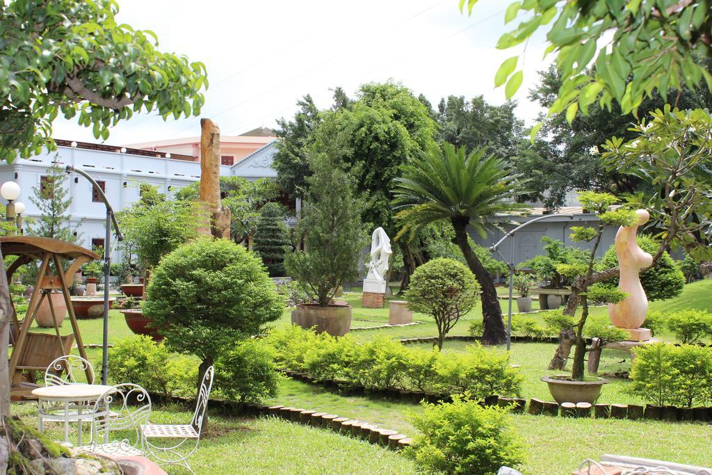 ไซ่ง่อนพาร์ครีสอร์ท Thuan An ภายนอก รูปภาพ