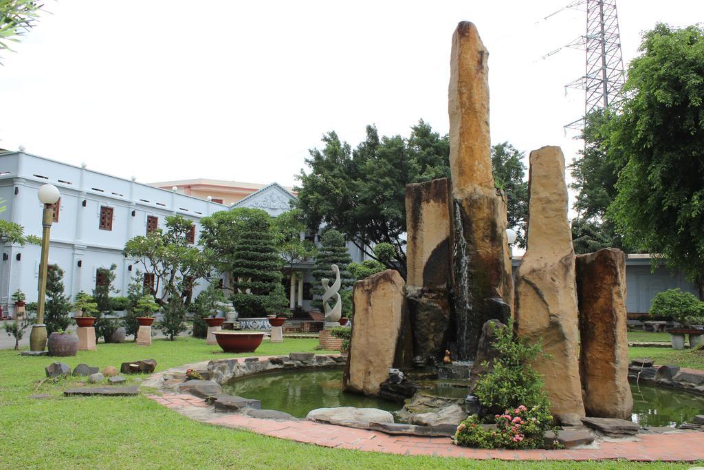 ไซ่ง่อนพาร์ครีสอร์ท Thuan An ภายนอก รูปภาพ